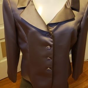 Thahari 2-PC women's skirt suit